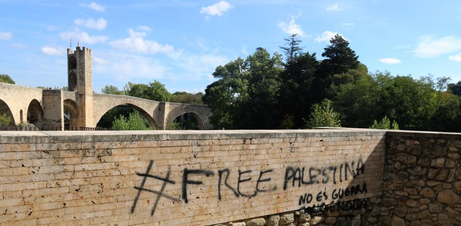 Pintades antisemites a Besalú