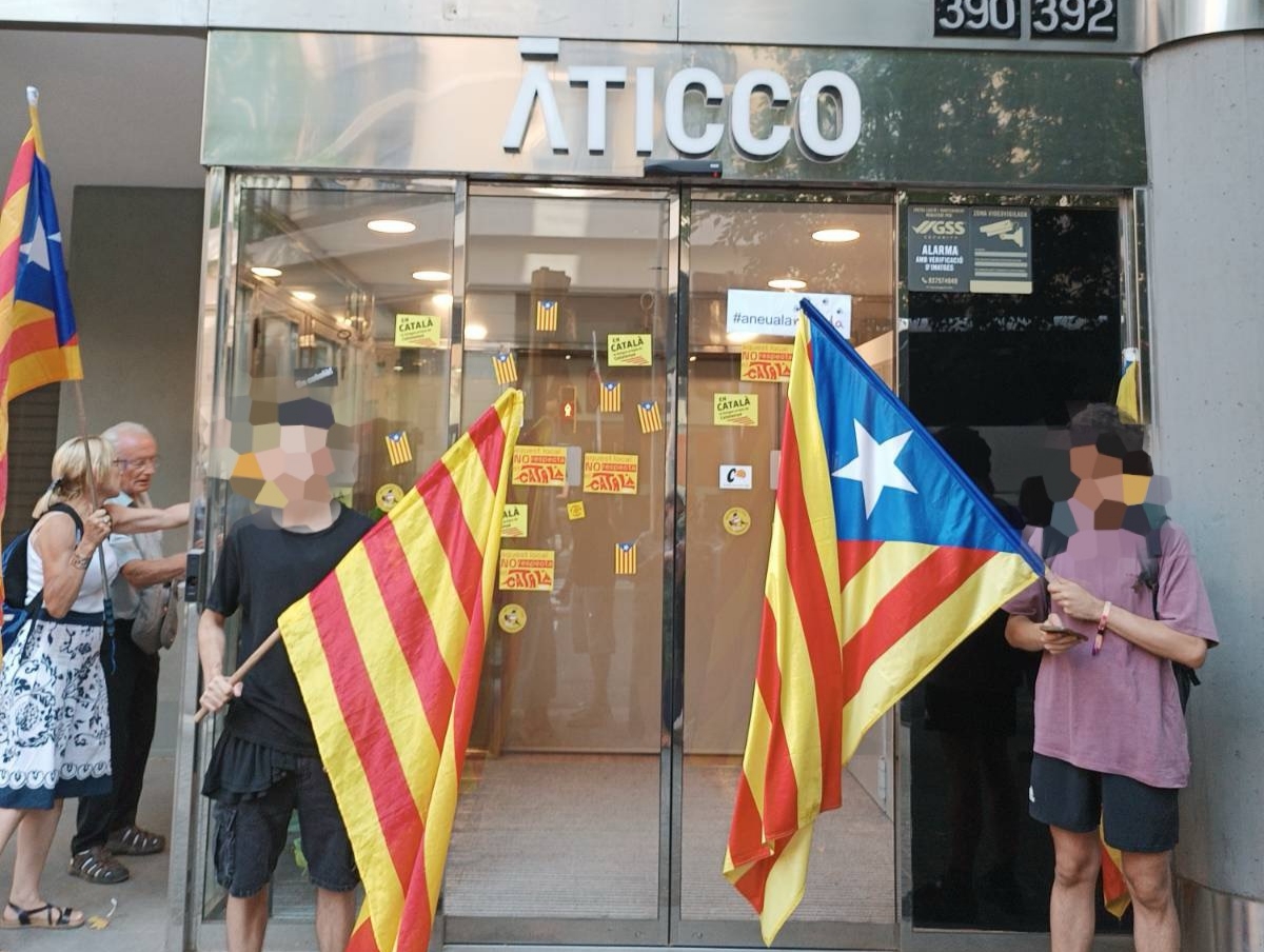 Cinquantena acomiadament català